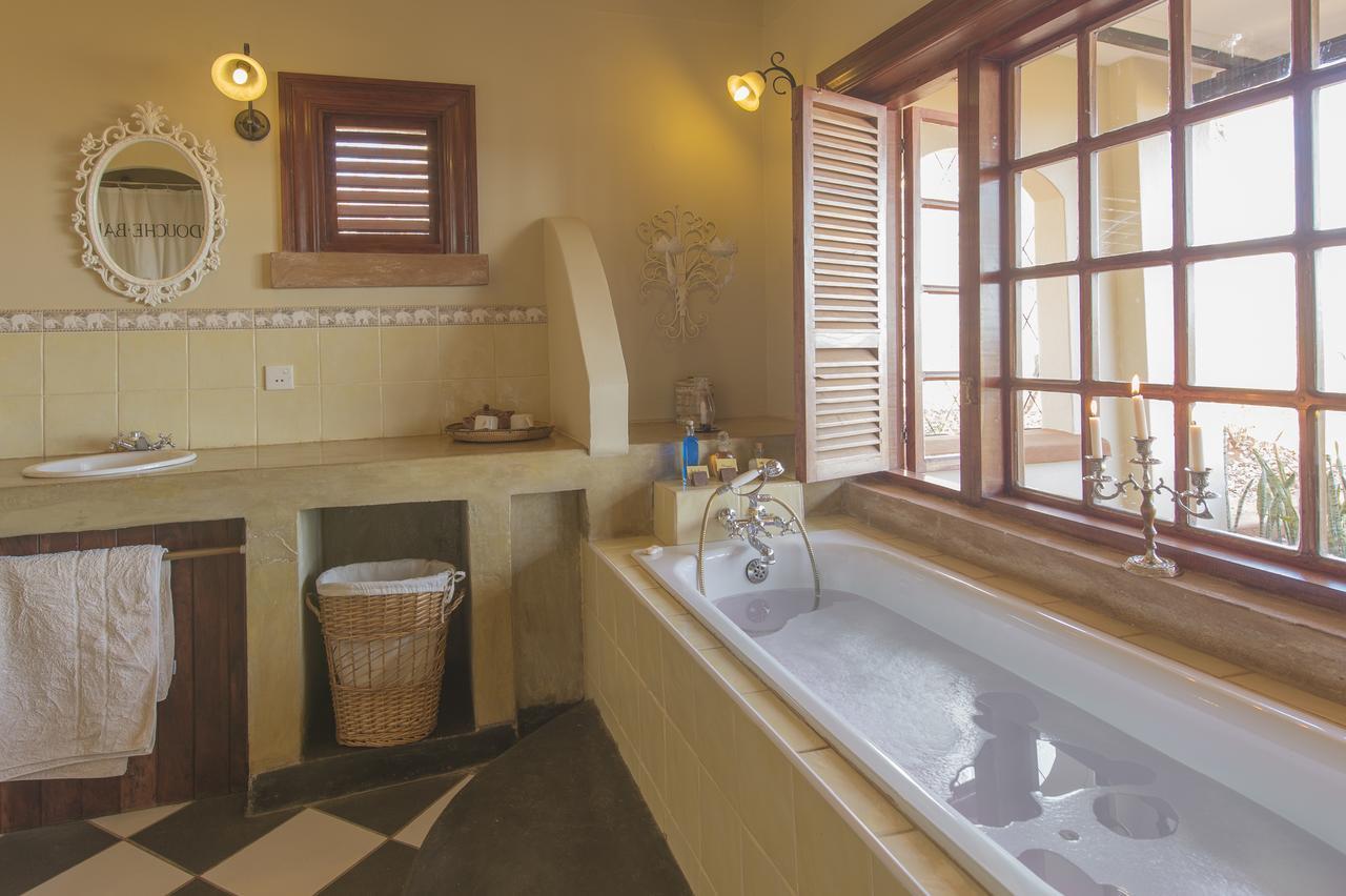 Stanley Safari Lodge 利文斯顿 外观 照片